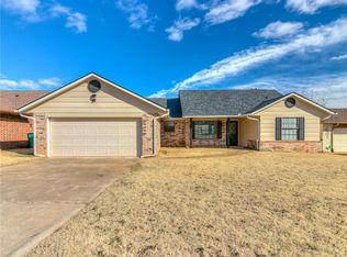 8712 Kimberly Rd, Oklahoma City, OK 73132