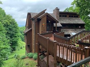 6292 Wind Ridge Dr, Bellaire, MI 49615