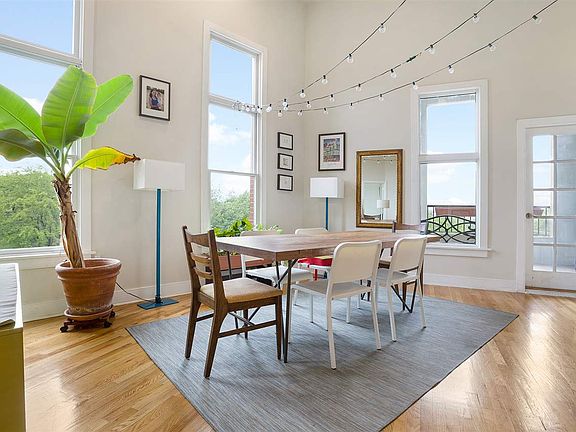 3rd image of 473 Newark Ave APT 401