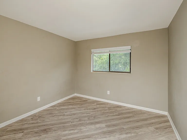 1208 Windsong Cir — Photo 20