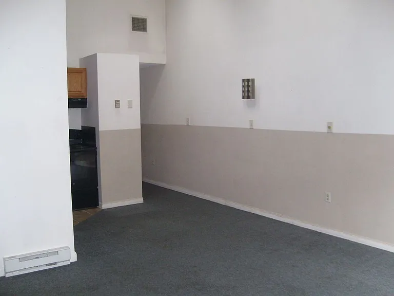 10 Plaza Village Rd #C — Photo 5