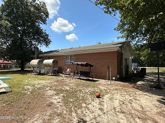 4th image of 10901 S Turnpike Road
