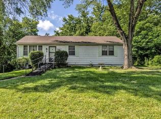 8717 E 50th St, Kansas City, MO 64129