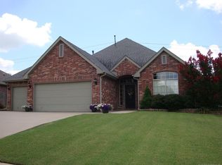 4305 Fairview Rd, Bartlesville, OK 74006