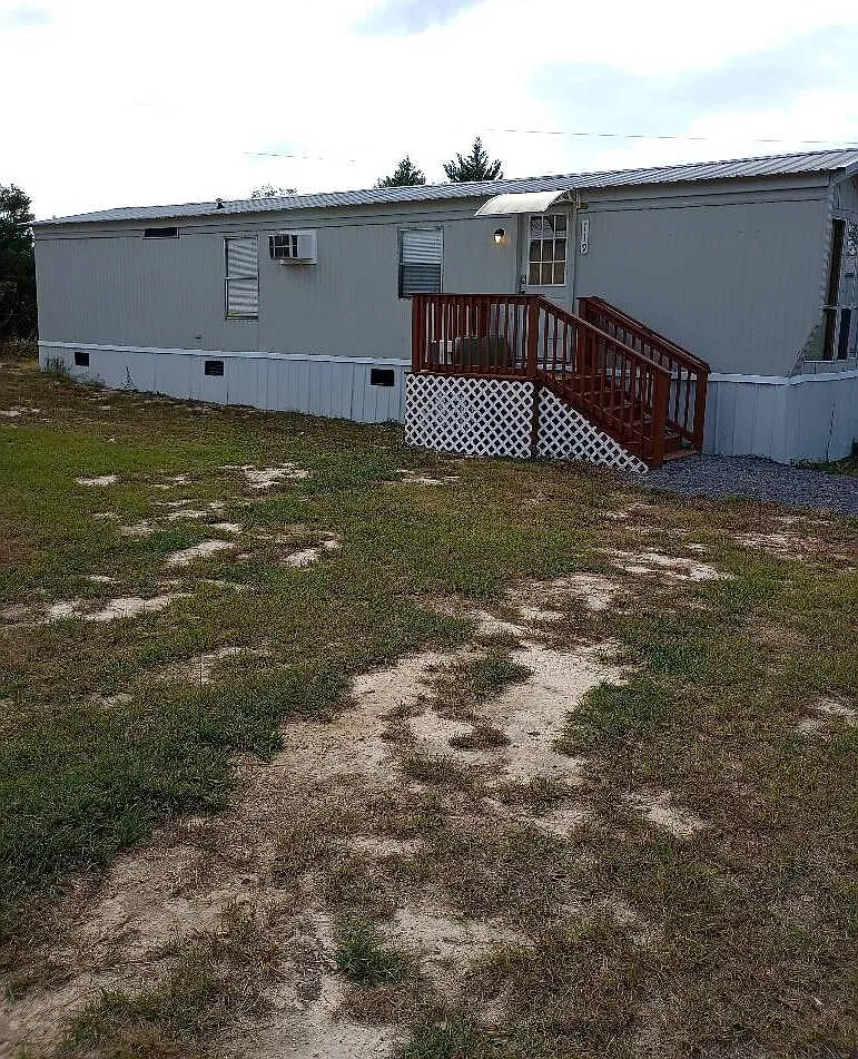 2 bed, 900 sqft, $950 — Photo 1
