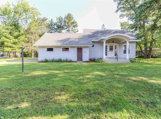 24 Hillcrest Dr, Stevens Point, WI 54481