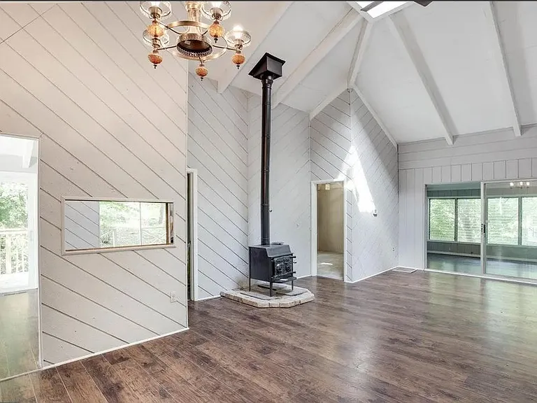 982 Golden West Way — Photo 4