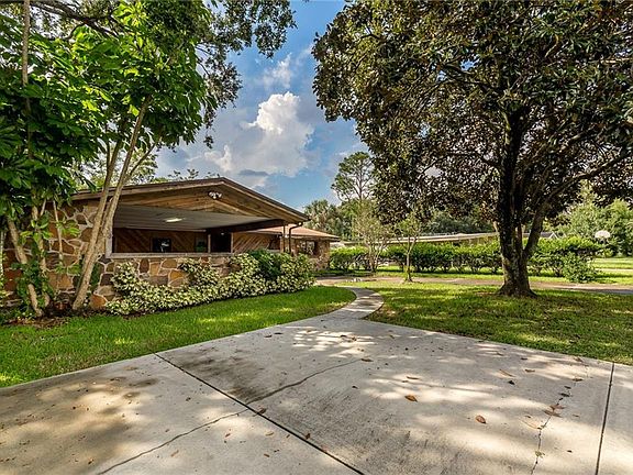 2nd image of 2207 John Arthur Way