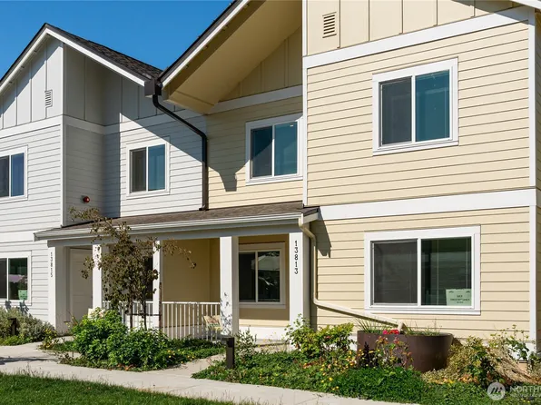 13813 32nd Lane S, Tukwila, WA 98168