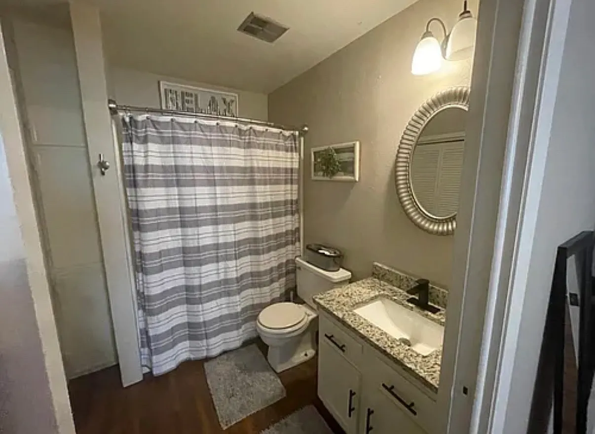 2 bed, 1100 sqft, $1,450 — Photo 4