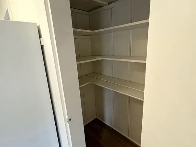 38 N Laurel St #1 — Photo 12