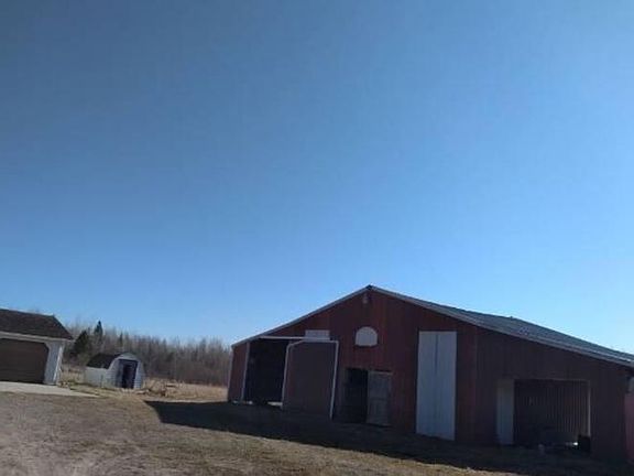 4th image of 3222 County Road 90 S