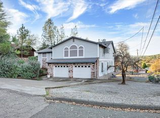 17319 Meadow View Dr, Hidden Valley Lake, CA 95467