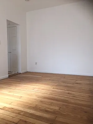 Rented by Landmark Real Estate | media 19