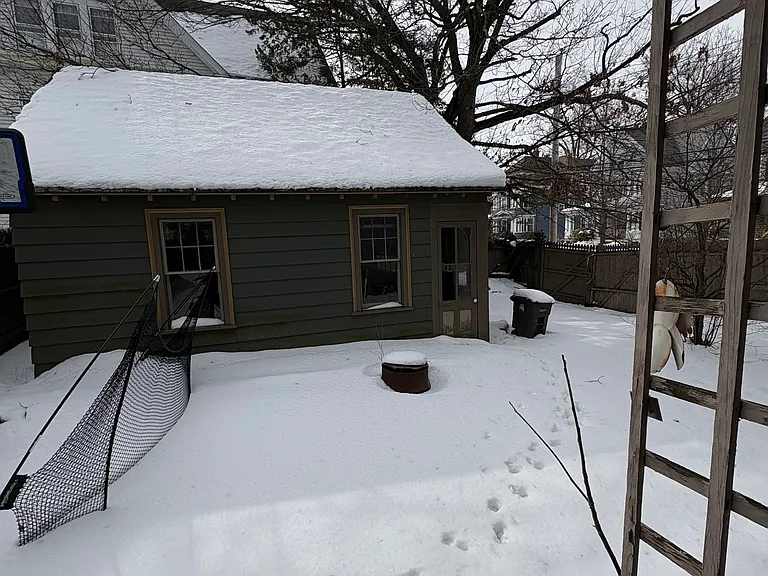 49 Hubinger St — Photo 22