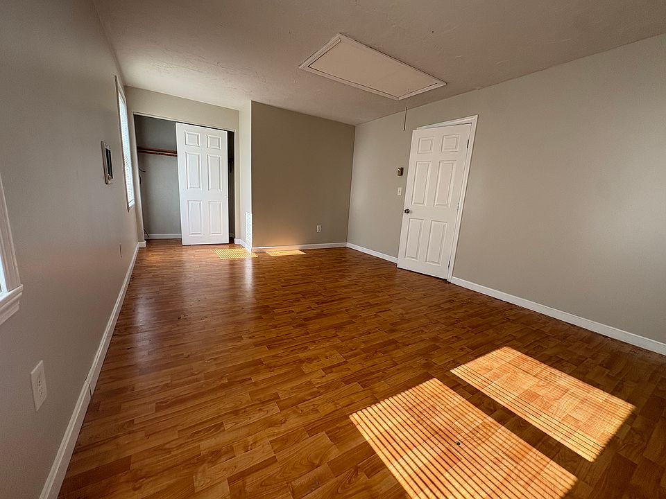 1st image of 25 Coburn Ave #2.2