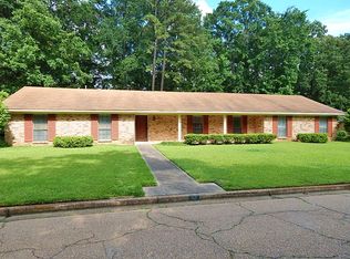 118 Summit Ridge Dr, Brandon, MS 39042