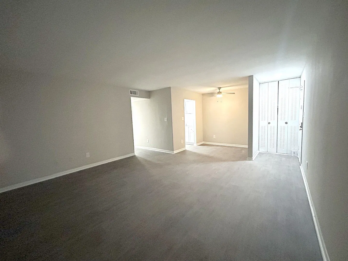 Spacious 3 Bed, 1 Bath Condo at Orchard Trace — Photo 4