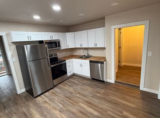 214 Burwell St #212, Bremerton, WA 98337