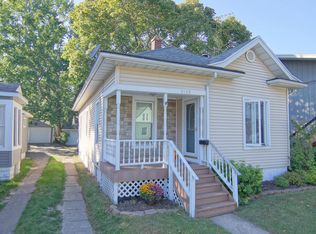 1512 S State St, Saint Joseph, MI 49085