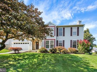 198 Pheasant Run Ln, Hanover, PA 17331