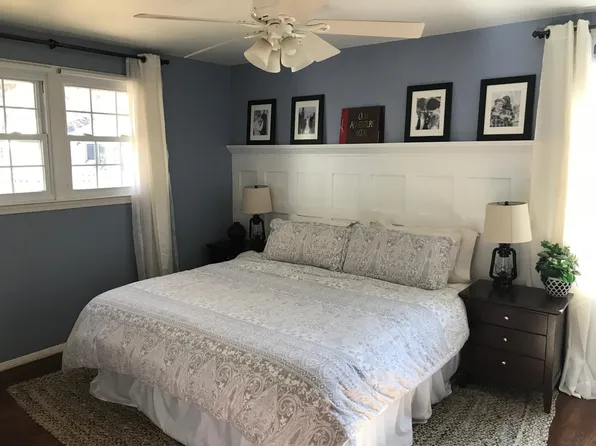 1036 Saxon Hill Dr, Cockeysville, MD 21030