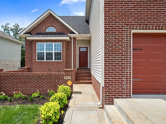 2nd image of 2031 Bandera Dr