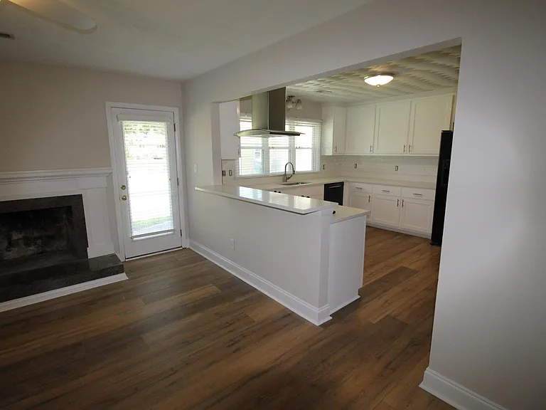 2349 Custom Cir — Photo 14