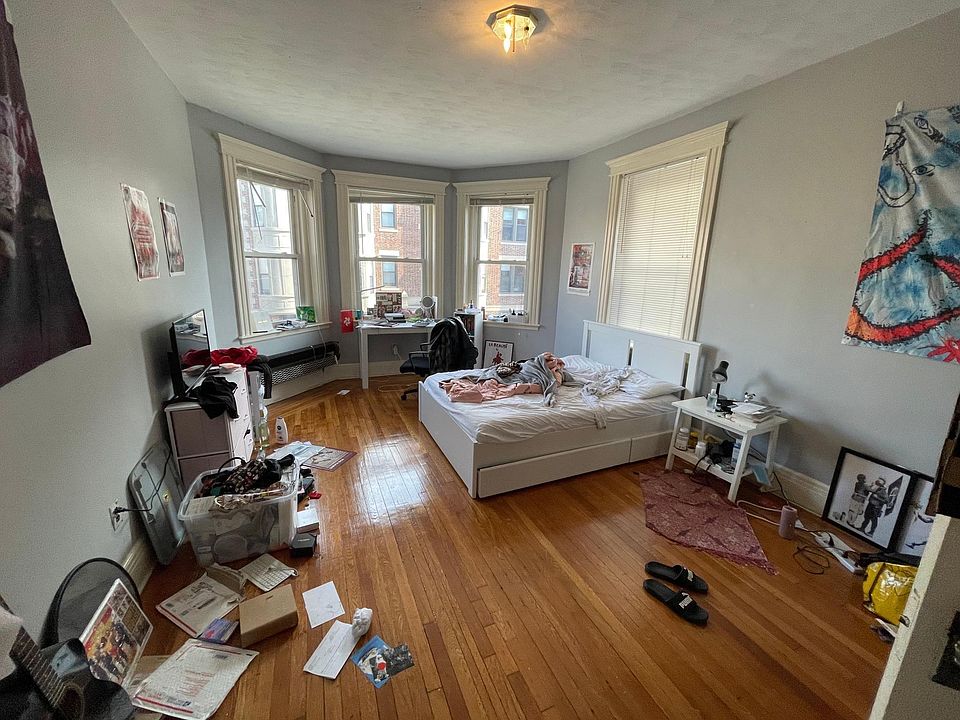 1st image of 61 Saint Marys Ct #21E