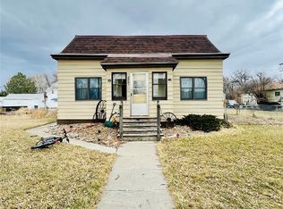 2003 Franklin St, Fort Benton, MT 59442