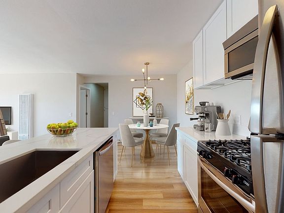 3rd image of 14709 S Budlong Ave APT 203