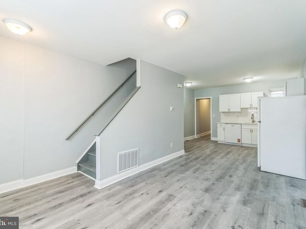 3609 Wallace St, Philadelphia, PA 19104