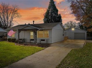 592 Sheelin Rd, Xenia, OH 45385