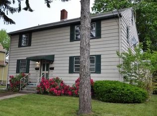 397 Burritt Ave, Stratford, CT 06615