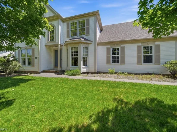 3021 Duquesne Dr, Stow, OH 44224