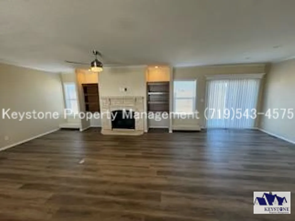 1051 E Platteville Blvd