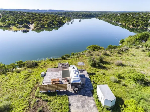25625 Pedernales Point Dr, Spicewood, TX 78669