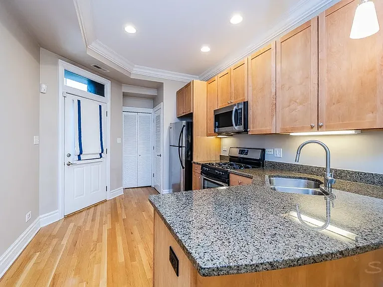 1707 N Crilly Ct — Photo 5