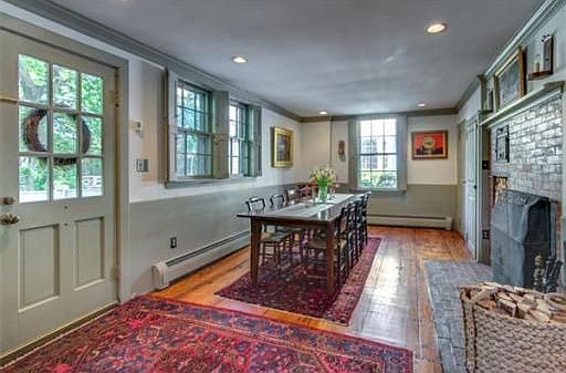 5th image of 343 Essex St