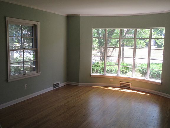 3rd image of 2384 S Belvoir Blvd