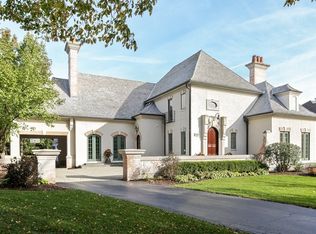 449 S Vine St, Hinsdale, IL 60521