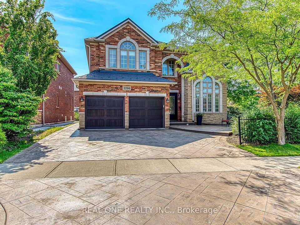 1st image of 2298 Salcome Dr