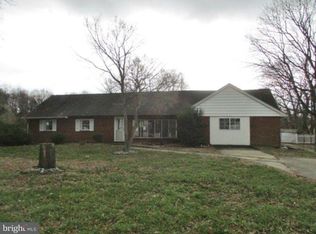 356 Warwick Rd, Deptford, NJ 08096