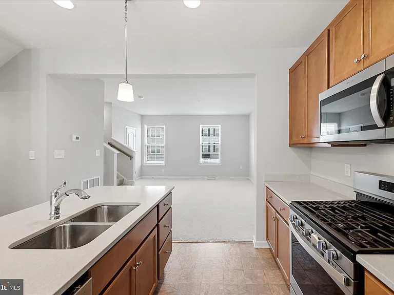 117 Stribling Way — Photo 9