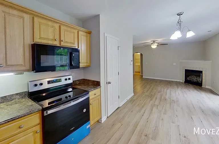 1517 Everett Springs Dr — Photo 9
