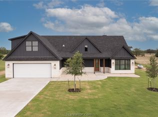 7567 Garrison Creek Dr, Bryan, TX 77808