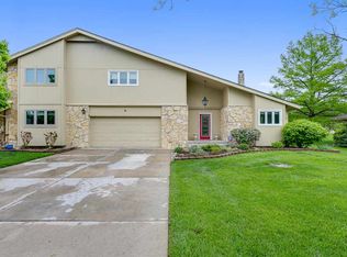 4 E Saint Cloud Pl, Wichita, KS 67230