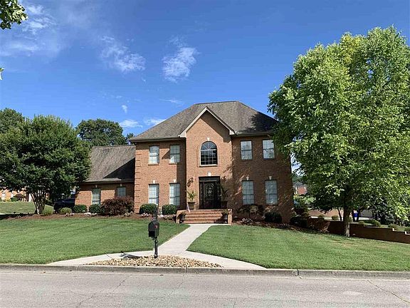 3rd image of 4950 Hundred Oaks Dr