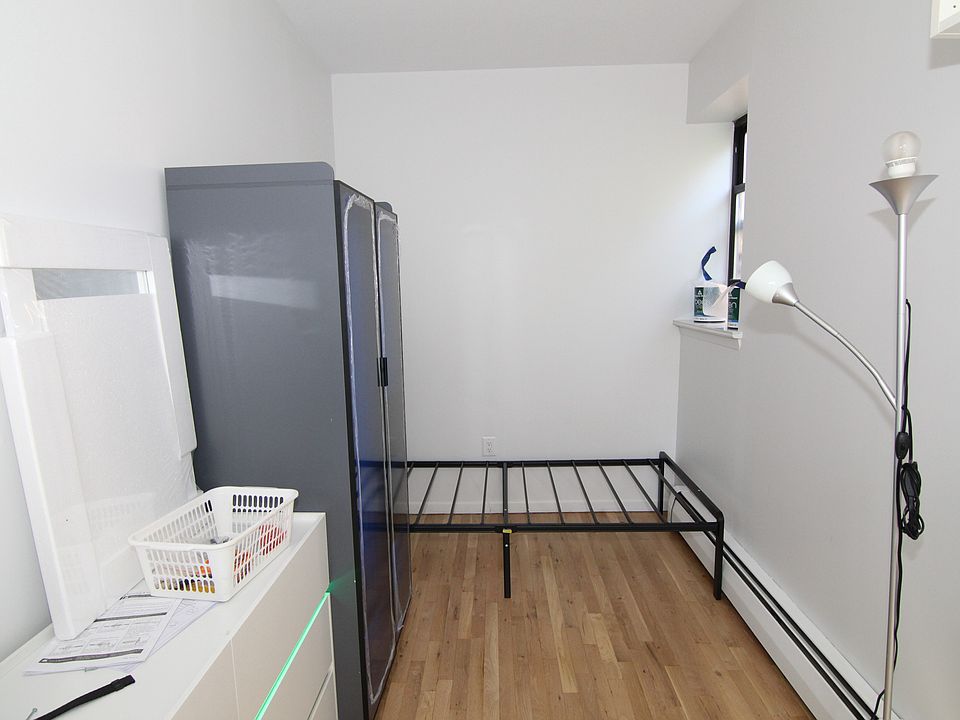 1st image of 304 E 8th St APT 7