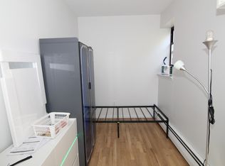 304 E 8th St APT 7, New York, NY 10009